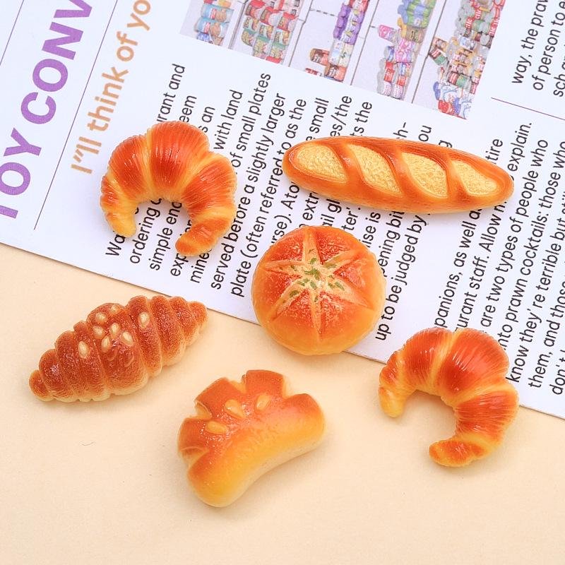 Cartoon Cream Glue Resin Simulation Croissant Decoration Accessory for DIY Jewelry, Hairpin, Shoe Buckle
