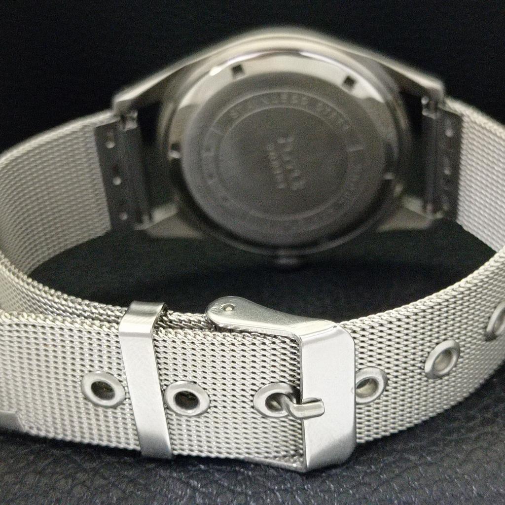 VINTAGE HMT HANDAUFZUG INDISCHE HERREN RÖMISCHE ZIFFERN SCHWARZES ZIFFERBLATT UHR a702846-1