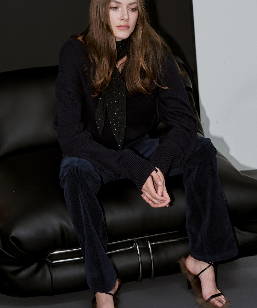 SIGREAT Corduroy Slim Bootcut Pants_Navy