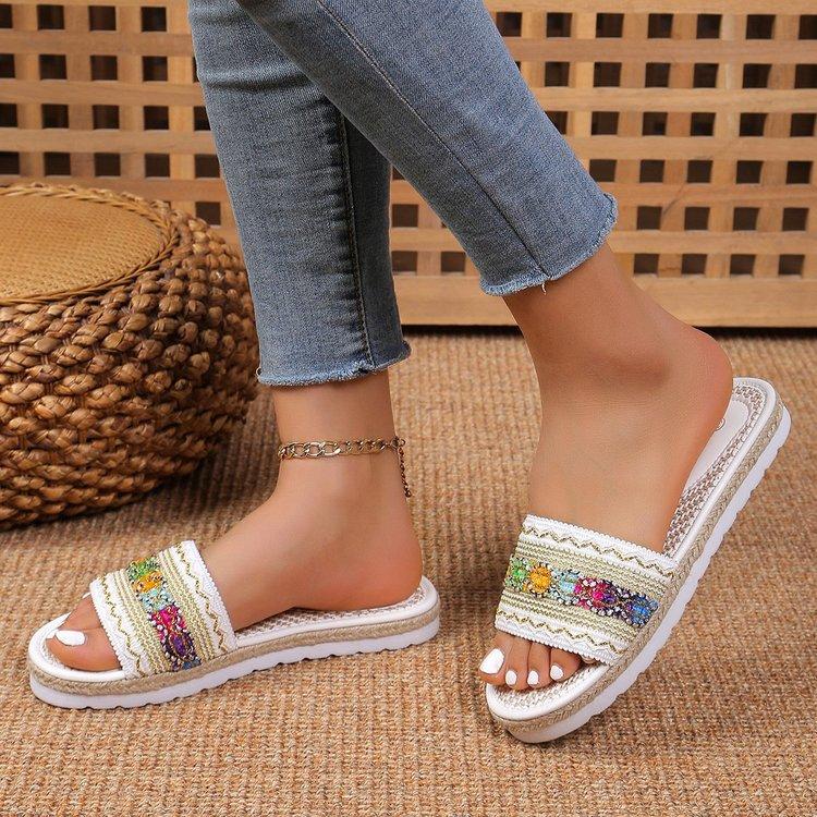 Foreign trade summer new one-character flat-bottomed slippers women's decorative fish mouth low-heeled casual cool slippers