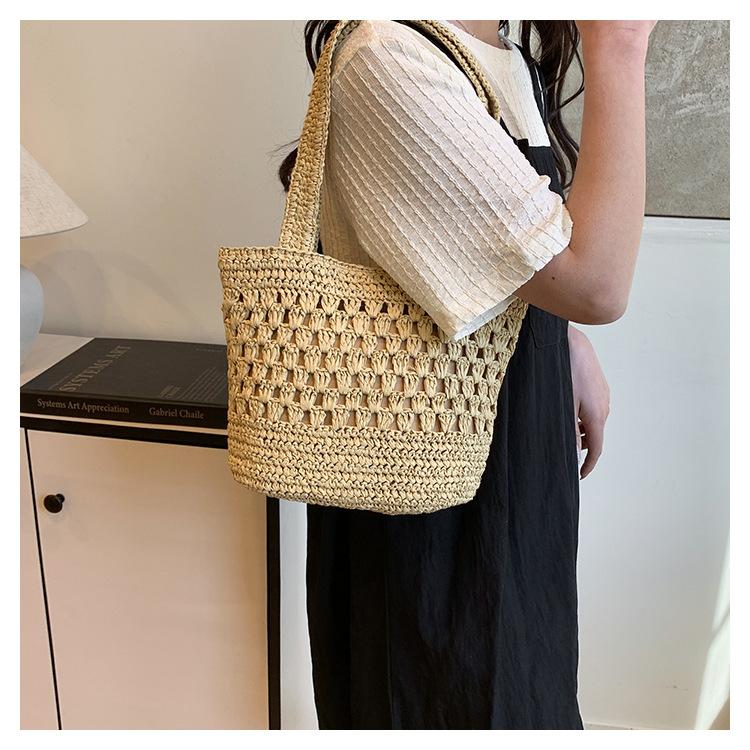 Large Capacity Straw Woven Tote Bag New Straw Bag Handmade Hollow Woven Bag Shoulder Fashion Tote Bag Vacation Beach Bag Women