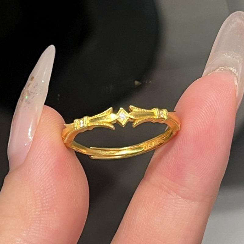

Unique Design Fashion Sense Simple Stacking Style Rings Geometric Diamond inlay rings for women Fine resizable золотий
