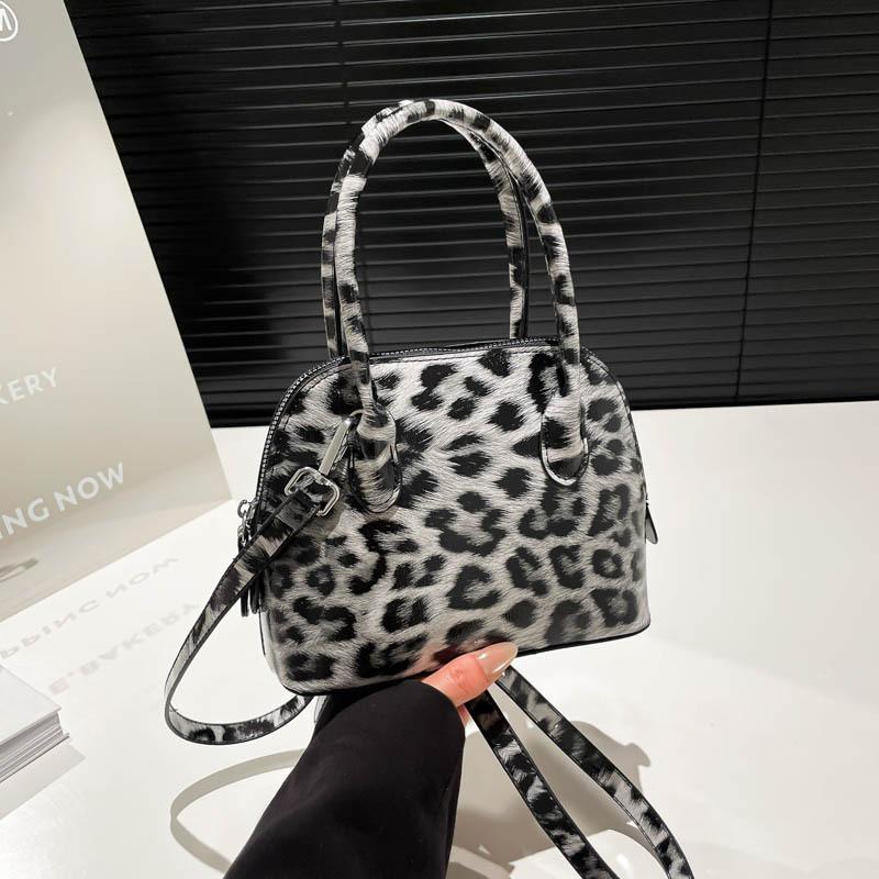

Shell bag new chain handbag high-end shoulder bag retro leopard print fashion messenger bag tide