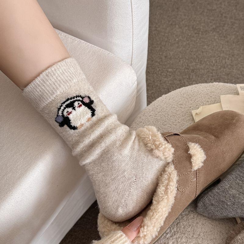 Ladies Autumn Winter Thickened Warm Soft Versatile Cartoon Penguin Wool Tube Stack Socks