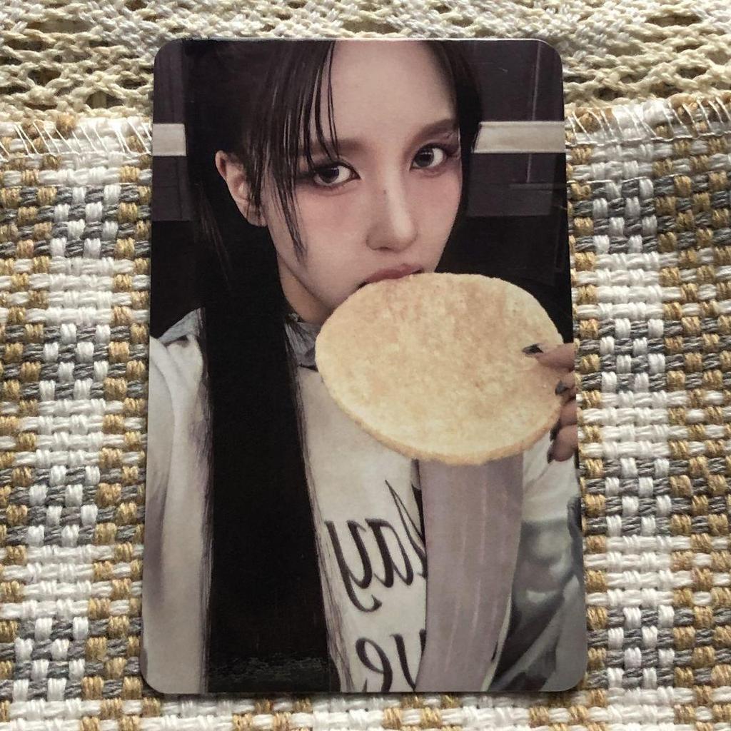 [USED] TWICE Mina THIS IS FOR Bonus Pre-Recorded Limited Trading Card