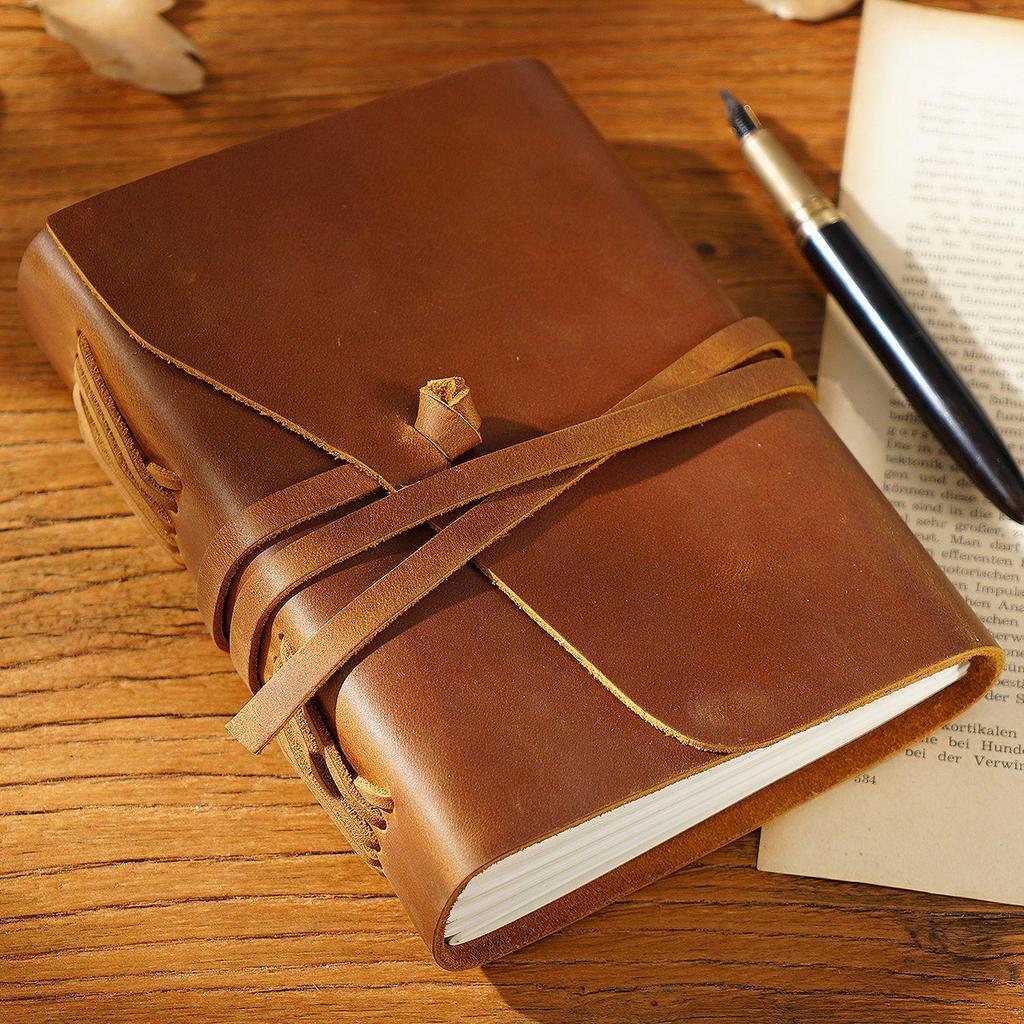 Vintage Crazy Horse Leather Journal: Retro Style Cowhide Loose-Leaf Notebook and Planner.