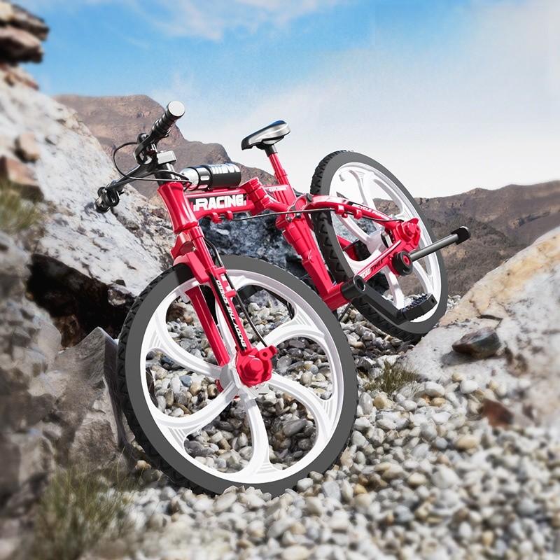 Plastic Mountain Bike Model Toy With Realistic Design For Boys And Collectors