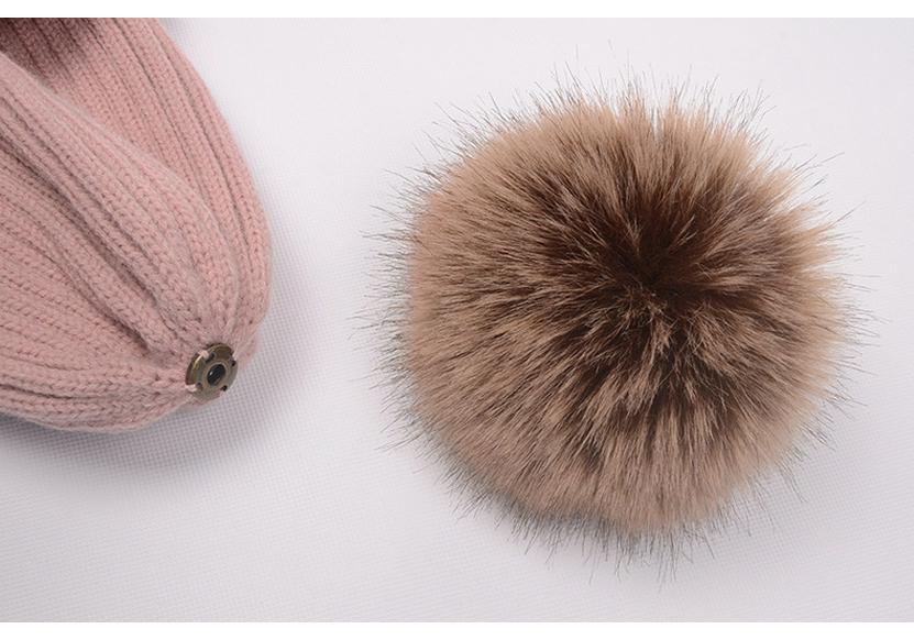 Gorro de Punto de Hilo Retorcido de Terciopelo Europeo y Americano con Pompón de Piel Sintética de Mapache - Estilo Versátil para Padres e Hijos