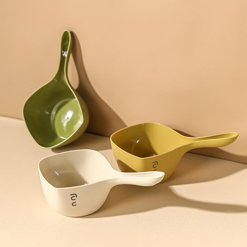 Zesílená naběra na vodu Velká s dlouhou rukojetí Prohloubená naběra na zalévání zeleniny Kuchyňská naběra na mytí zeleniny a ovoce Lze zavěsit