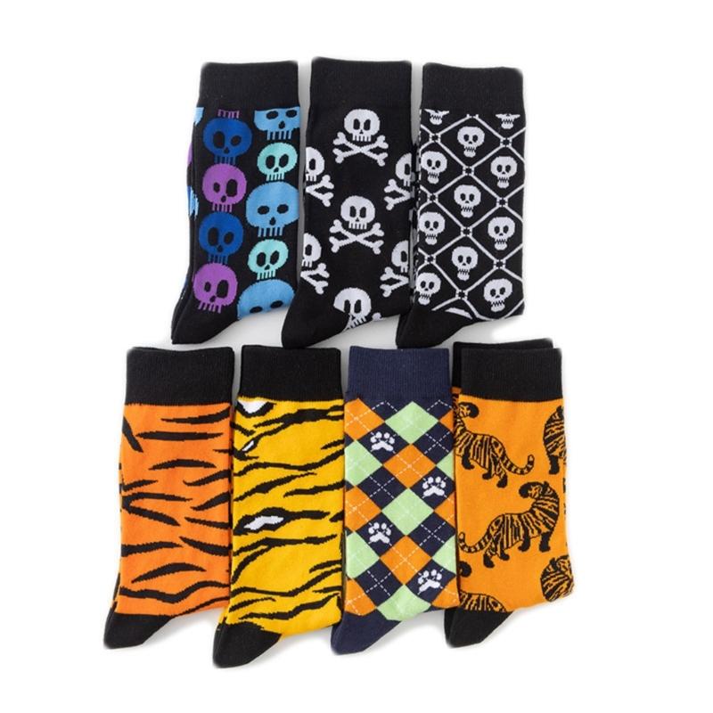 Men's Funny Skull Crew Socks Cartoon Alien Design Cotton Casual Socks Halloween Sock for Hip Hop Parties