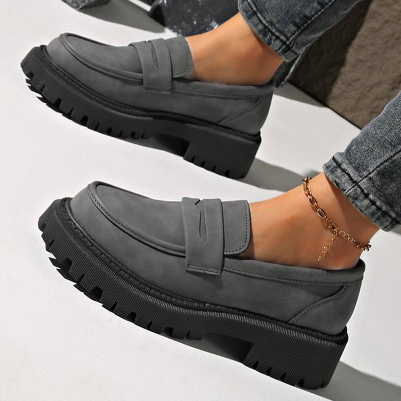 Fashion Basic Gray Faux Suede Loafers Shoes Women Slip On Round Toe Loafers Shoes Woman Spring Autumn Plus Size Platform Shoes Ladies