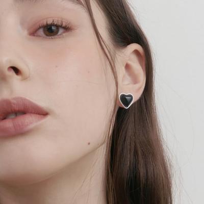 SOSOO Heart Onyx Love Earrings