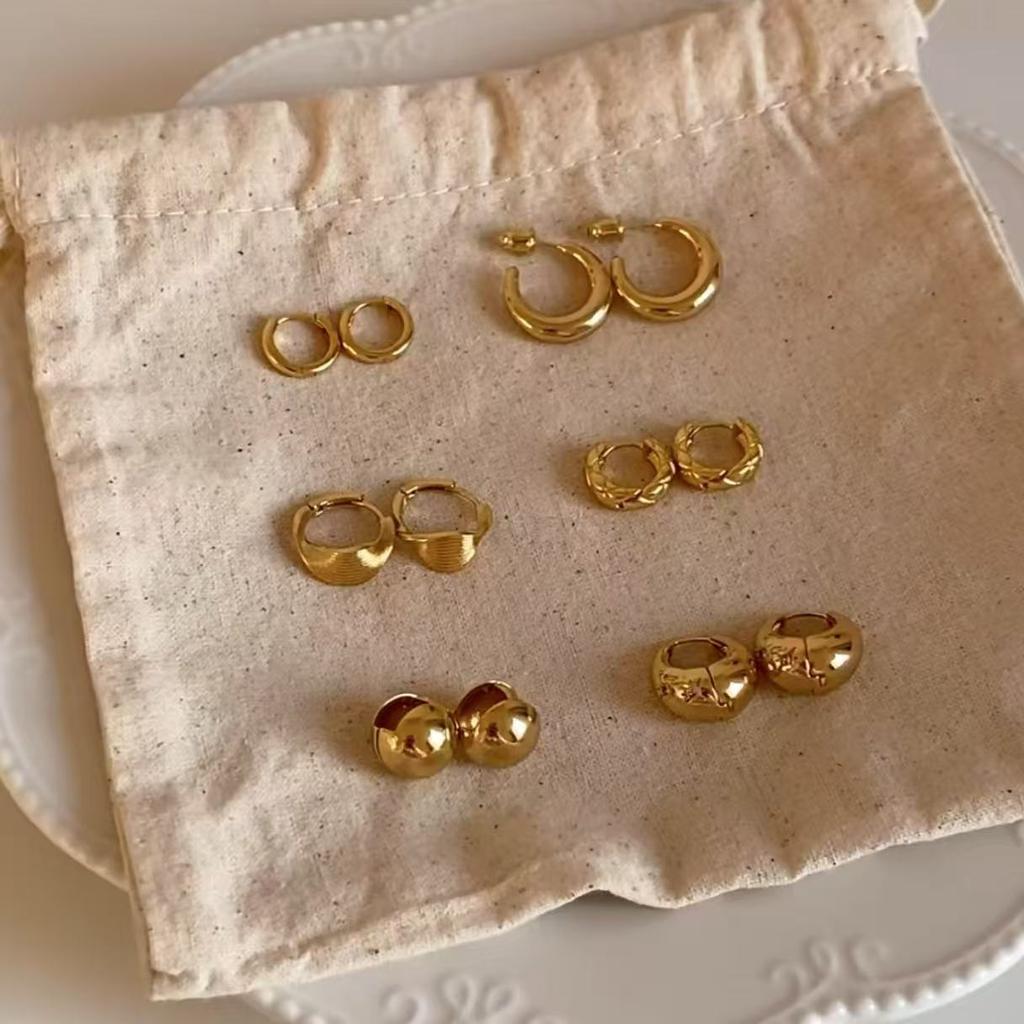 Golden Circle Earrings for Women 2025 New Ear Buckles, Light Luxury, High-end Sensory Ring Earrings, No Need To Pick Earrings When Sleeping