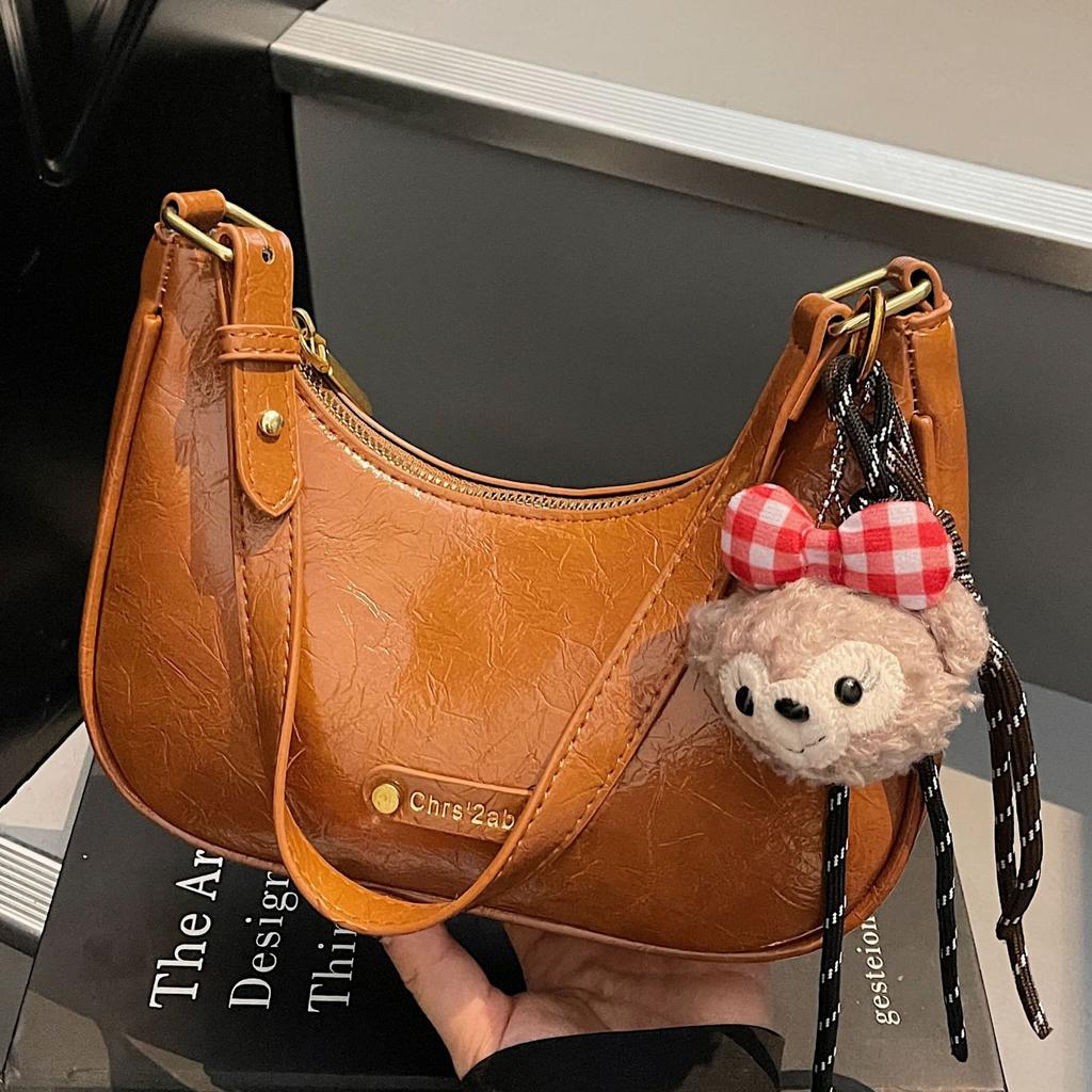 Underarm bag women's autumn and winter 2025 new fashion niche design shoulder messenger bag high-end women's dumpling bag