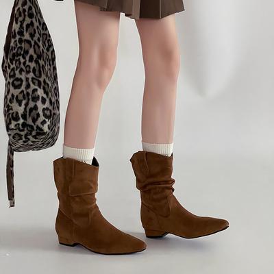 Fashion Retro Versatile Pleated Piled Boots Women's 2025 Autumn and Winter New Matte Leather Pointed Low Heel Western Boots