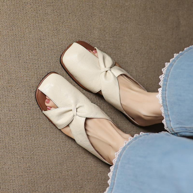 New women's round head flat-bottomed slippers non-slip soft bottom large size summer rubber soft bottom comfortable casual fashion sandals