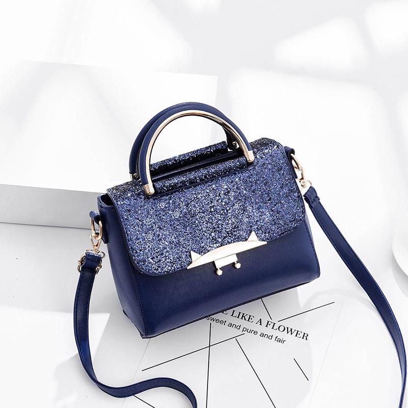 Chic Korean Style Casual Square Handbag With Spacious Interior And Soft Design синий