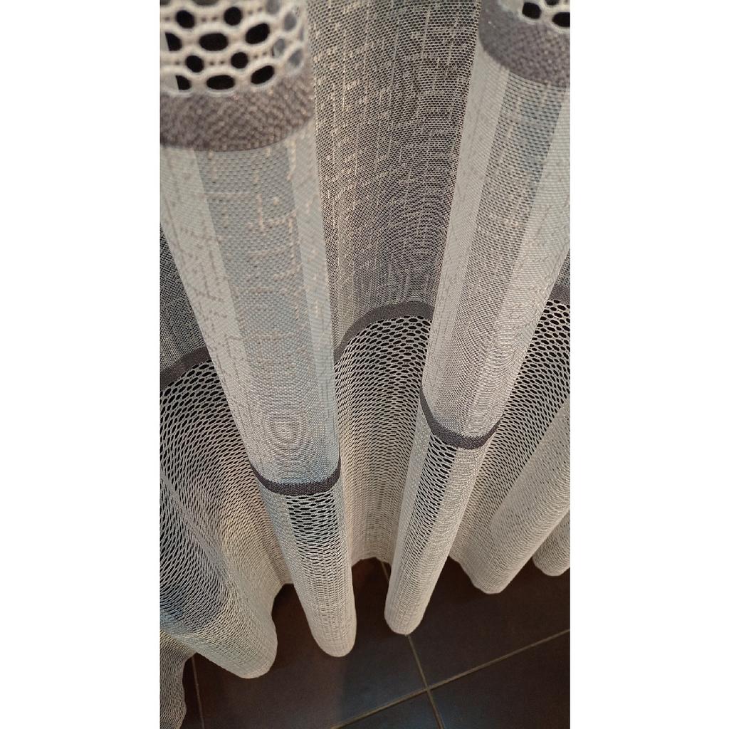 Moderní Tylová Závěs S Astruple Transition 1/2 Pleeled