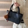 IELGY Woven Style Portable Bucket Bag Simple Commuter Messenger Bag