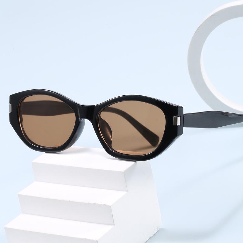 2025 Retro Cat Eye Cocoa Lens Sunglasses - Trendy Sun Protection for Women's Summer Vacation