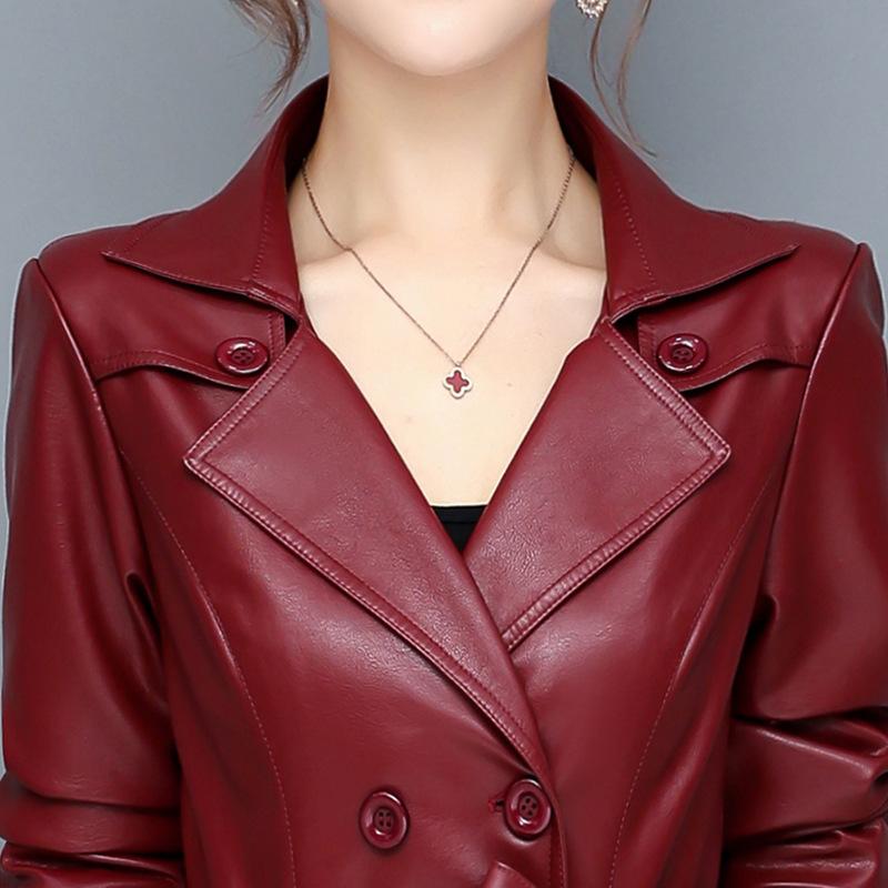 Herbst und Winter Neuer Baumwoll-Ledermantel für Damen, mittellang, modische Windjacke aus Schaffellimitat, großer Motorrad-PU-Ledermantel