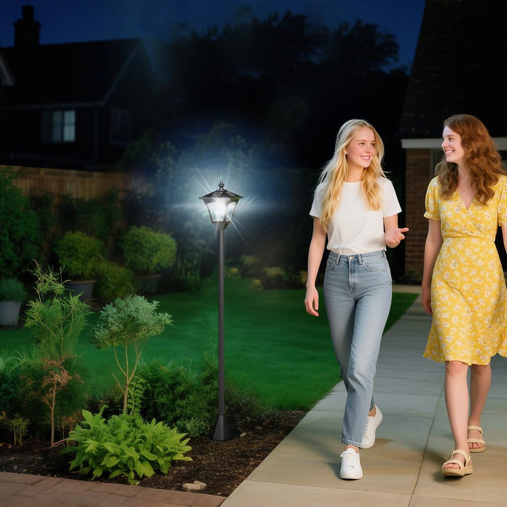 Solar Street Light, Outdoor, Automatic Shut-Off, IP44, 15 x 15 x 120 cm, Black
