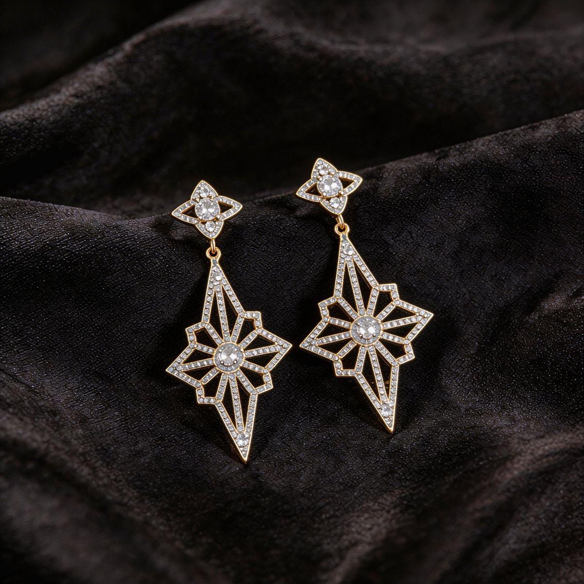 

European and American geometric hollow diamond stud earrings new temperament court style earrings light luxury high-end dress earrings