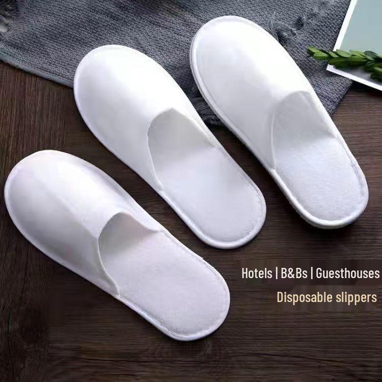 Trendy Summer Beach Flip-Flops: Couples' Non-Slip Bathroom and Sand Slippers