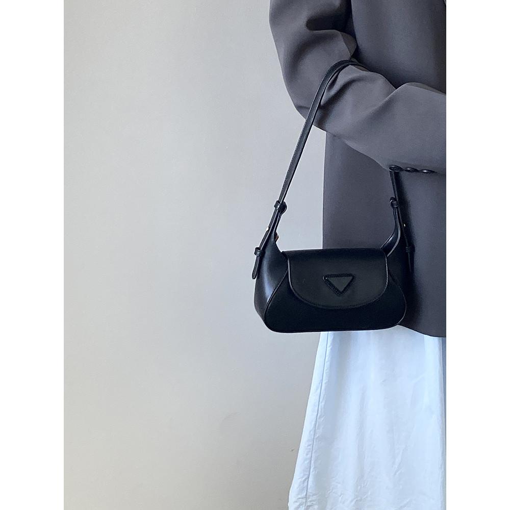 IELGY Autumn Winter Retro Dumpling Bag Shoulder Crossbody Underarm Bag