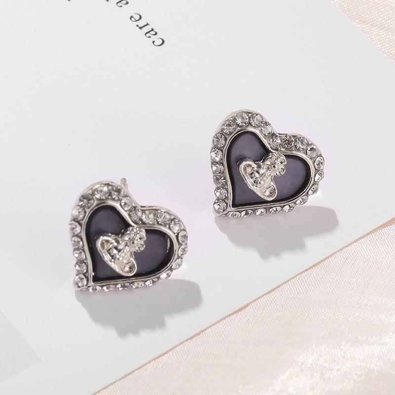 Empress Dowager NANA's Saturn Heart Mother-of-Pearl Necklace & Sweet Heart Stud Earrings Set