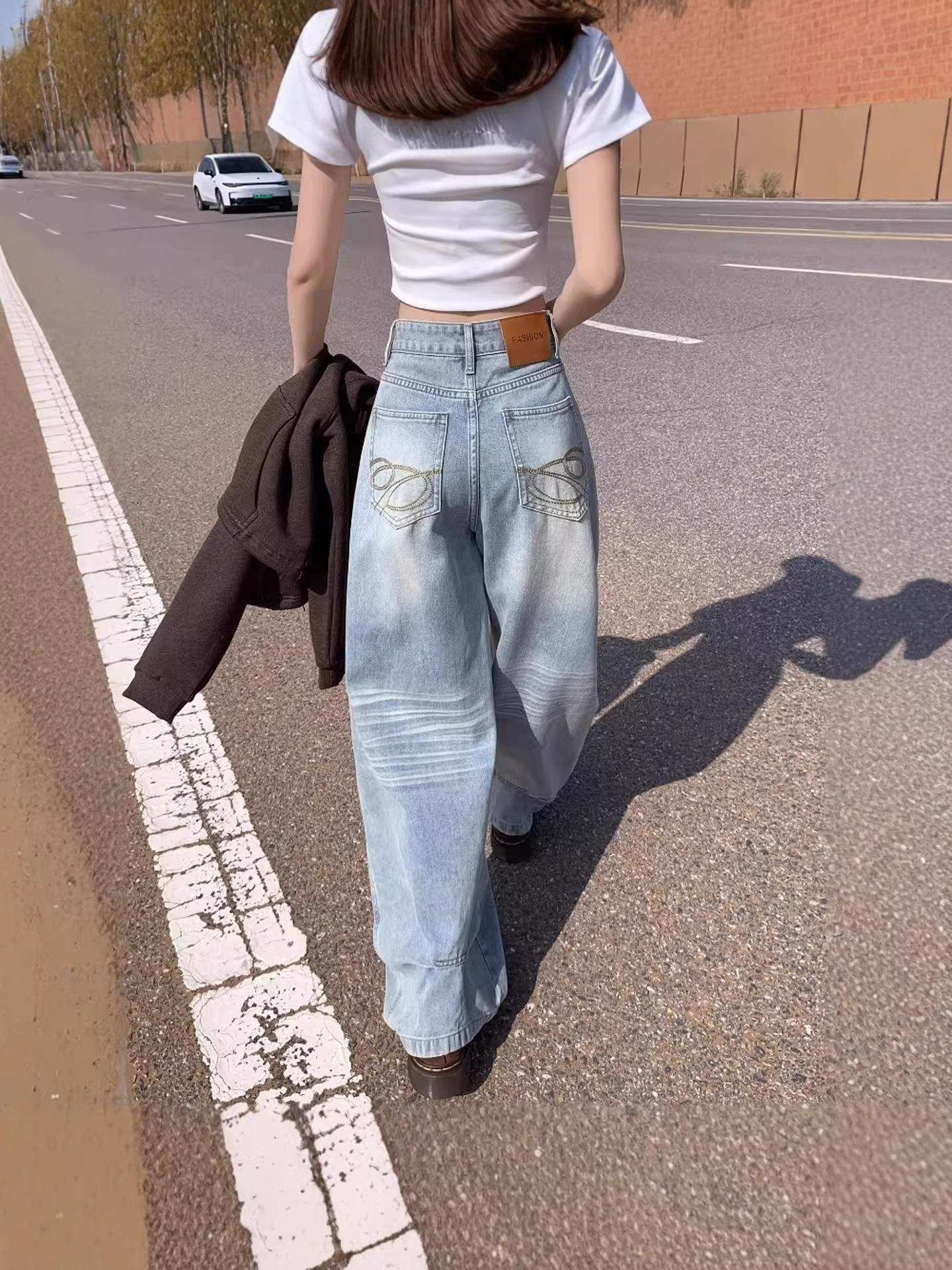 Design-Conscious Women s Embroidered Pleated Wide-Leg Jeans – Plus-Size, Early Spring 2026 Style with Curved Legs 4XL