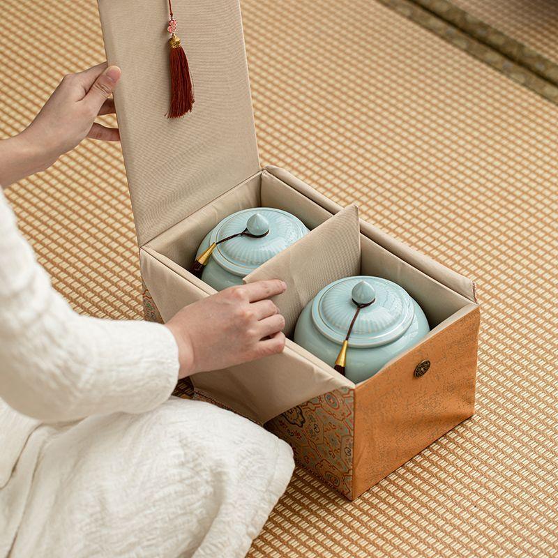 High-End Fabric Gift Boxes, Holiday and Birthday Gift Boxes, Ceramic Jars, Empty Gift Boxes