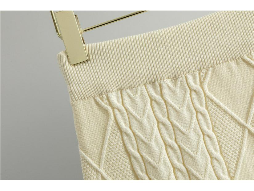Women's Retro Cable Knit Two-Piece Set: Cardigan & Long Skirt