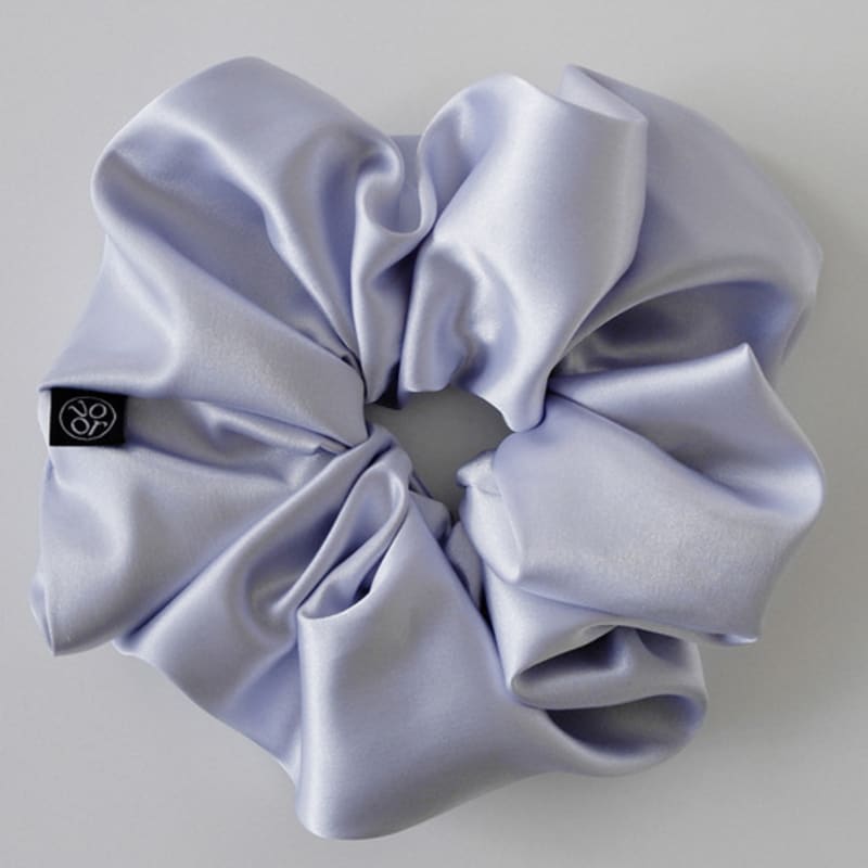 voor Pearl Satin Scrunchie_Large_Silver Blue