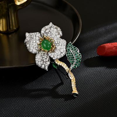 Women's Light Luxury Design Elegant And Fashionable Inlaid Zircon Flower Brooch Versatile And Niche Design Brooch
