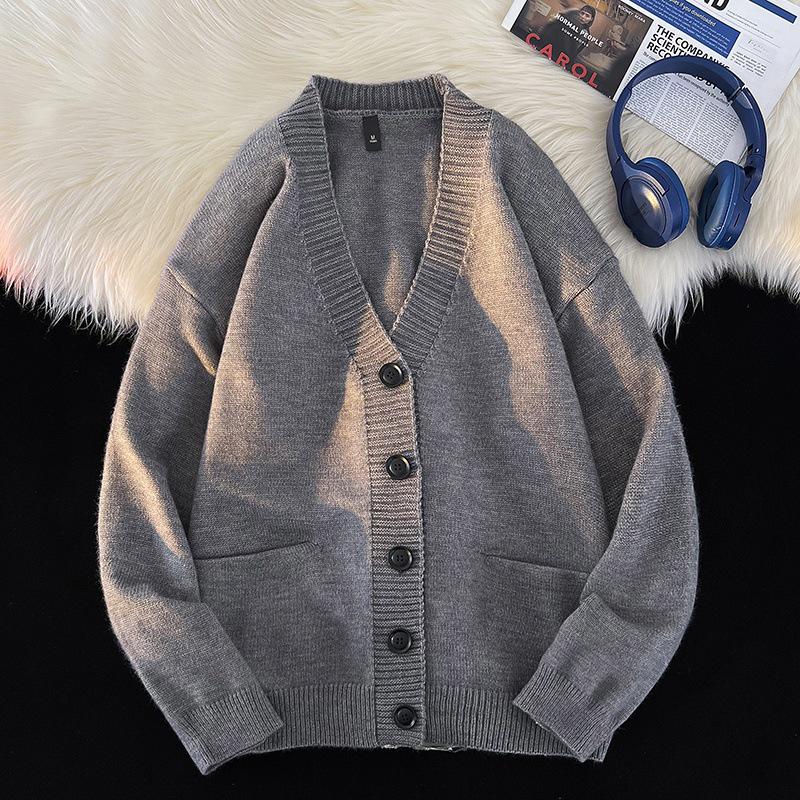 Herren Retro V-Ausschnitt Cardigan Pullover – Trendige Strickware, Warm, Einreiher, Lockerer Schnitt, Perfekt für Herbst/Winter.