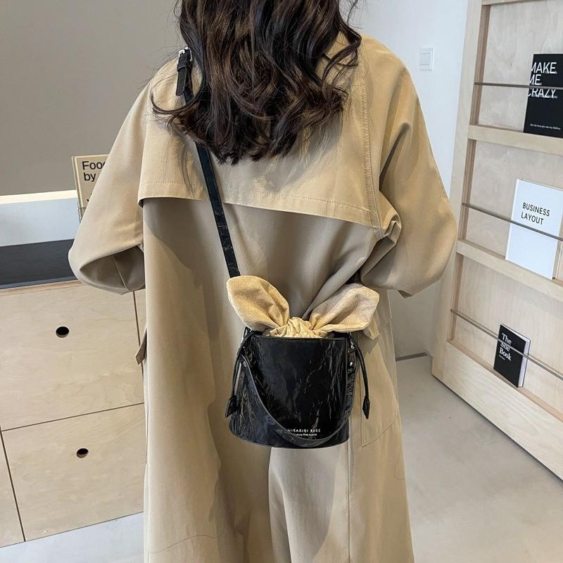 IELGY Korean Fashion Handbag, Retro Contrasting Color Bucket Bag, Shoulder Messenger Bag