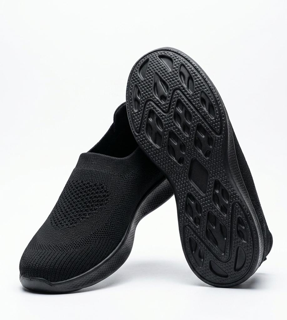 Couple's Shoes Sports Shoes Breathable Running Shoes Black Fly-knit Shoes Casual Men's Shoes Women's Shoes Sneakers 35-44