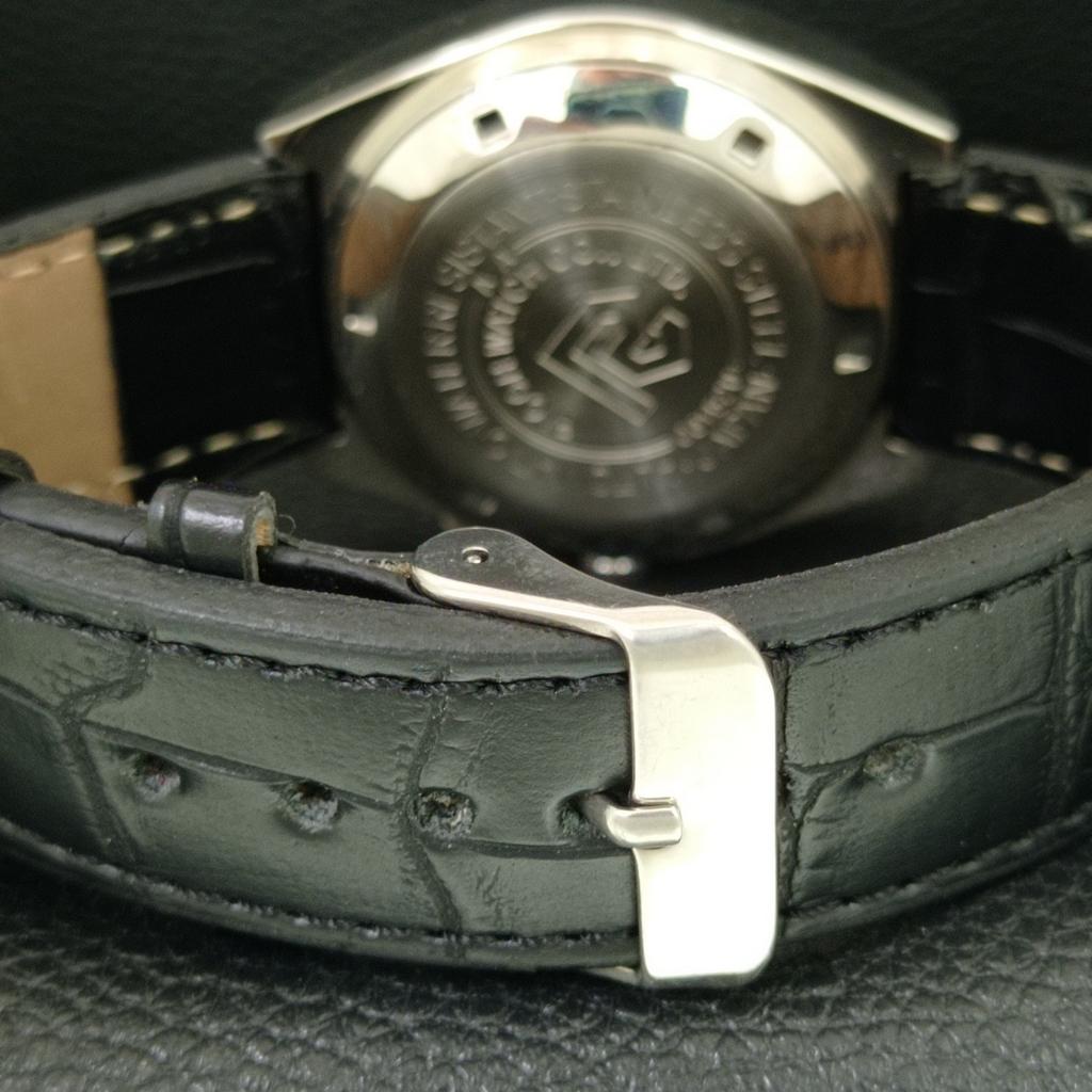 VINTAGE RICOH R31 AUTOMATIC JAPAN MENS BLACK COLOR DIAL WATCH a707937-1