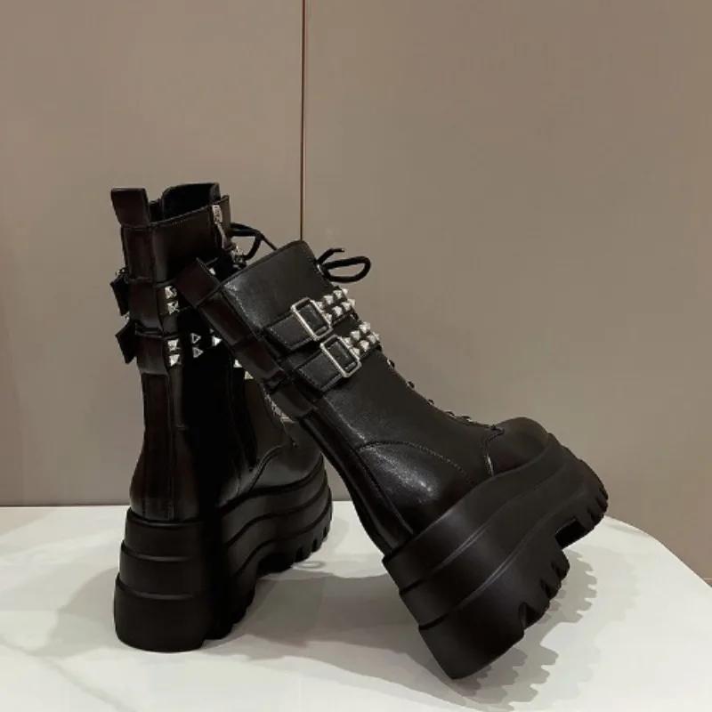Fashion 9CM High Platform Warm Ankle Boots Women Autumn Winter Non Slip Combat Punk Fur Shoes Woman Buckle Leather Motorcycle Boots 2024