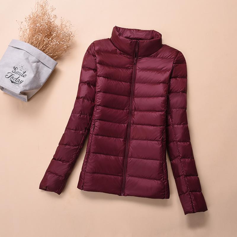 New Light Down Jacket Women's Short White Duck Down Fashion Autumn and Winter Light Jacket