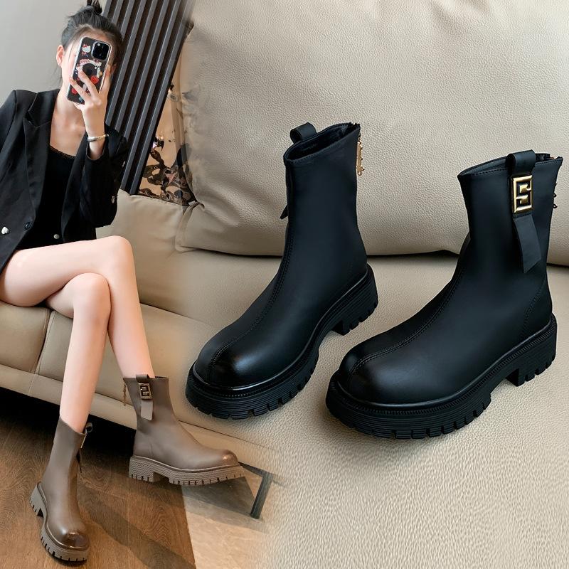 

Ботильоны челси на толстой подошве и китайском каблуке в британском стиле женские 2025 зимние с увеличением высоты, на молнии, увеличивающие рост, после жарки на улице ботинки мартин тренд 40 чёрный