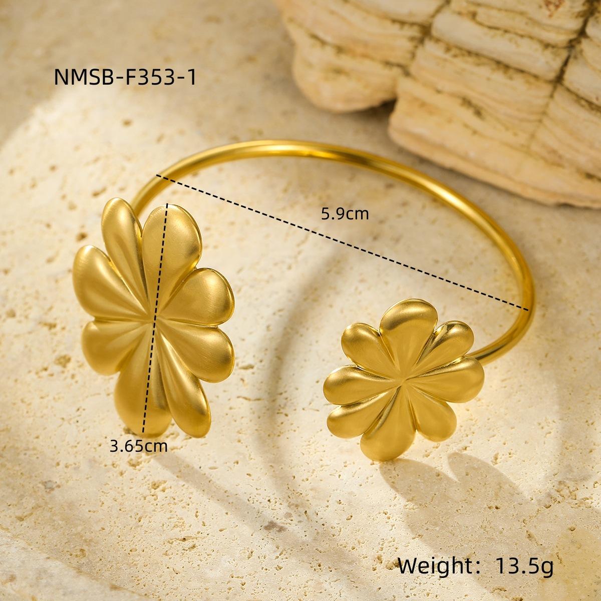 GEMCHIC Women s 18K Gold Plated Stainless Steel Brushed Petal Earrings Bracelet Ring Set