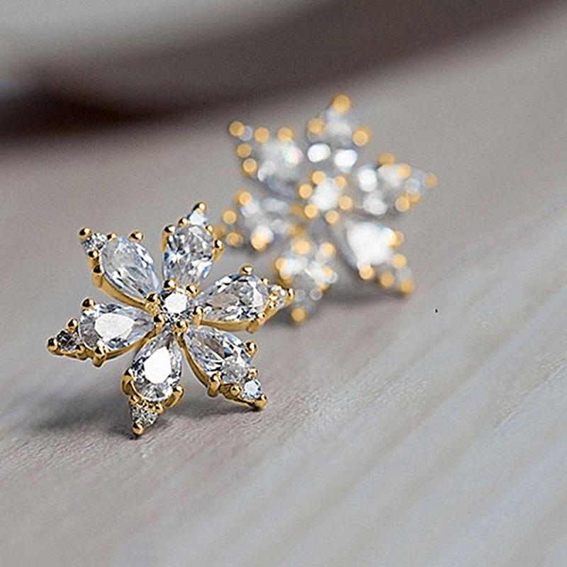 Huitan Bling Bling Crystal CZ Flower Earrings Stud Ear Piercing Romantic Women's Accessories Fancy Birthday Gift Trendy