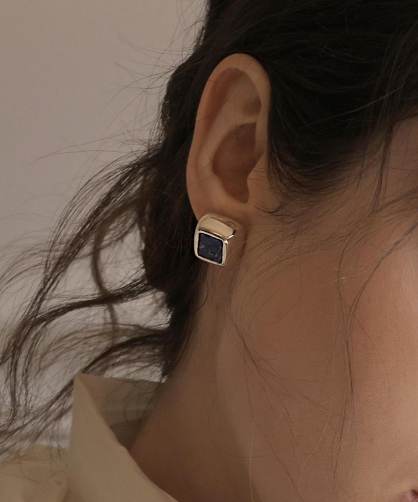 Reindeer Eclat Earring 05