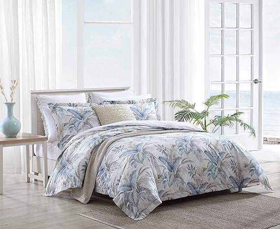 

Cotton Duvet Cover Set with Matching Shams and Button Closure for All Season Home Decor in Bakers Bluff Blue