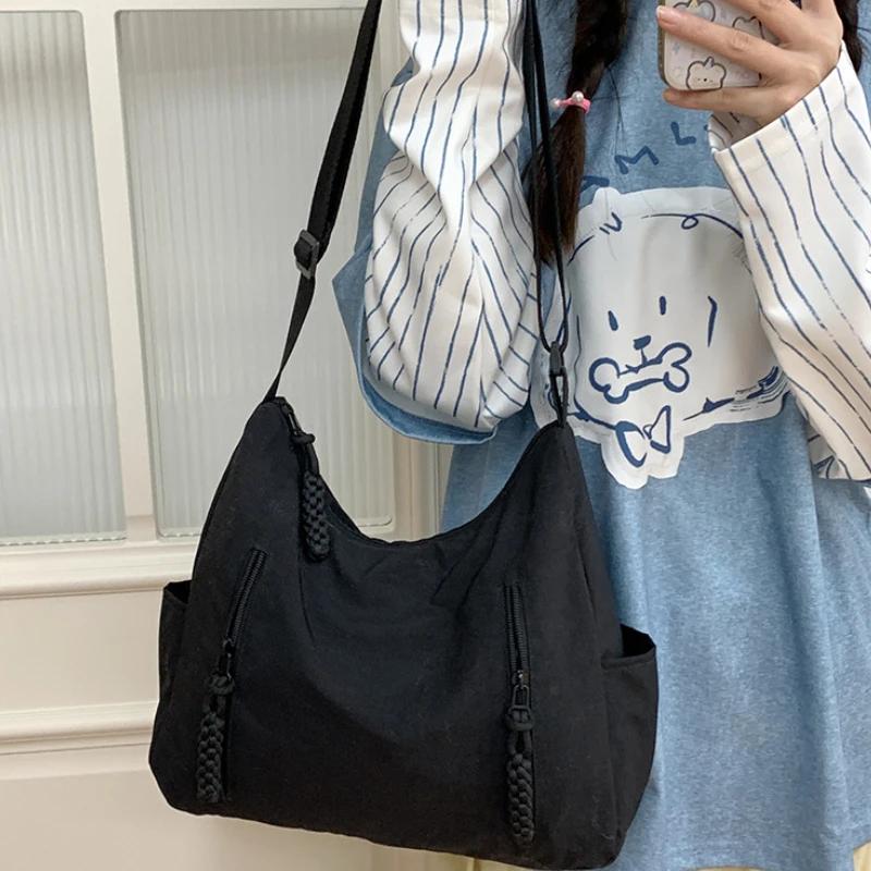 Trendy Women's Nylon Shoulder Bag Large Capacity Lightweight Crossbody Bags for Women Casual Travel Tote Simple Handbag