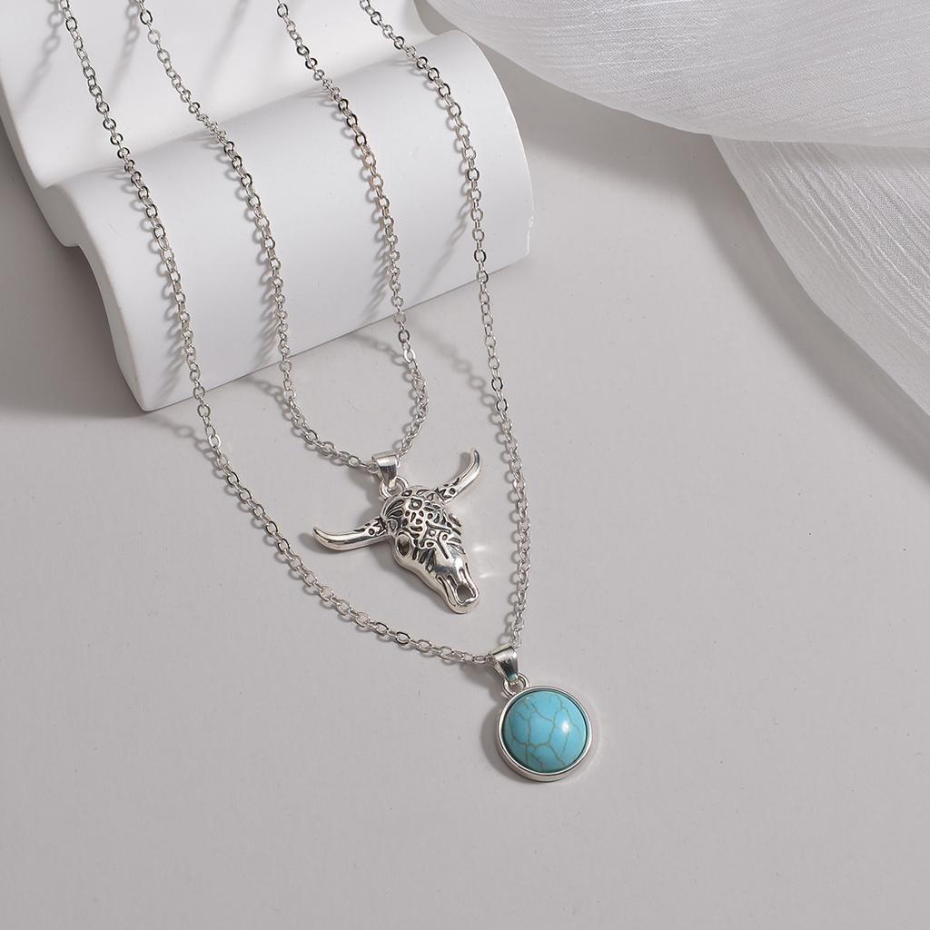 Fashionable Lake Water Turquoise Animal Cow Pendant Double Layer Necklace for Men and Women Trend Exquisite Leisure Jewelry