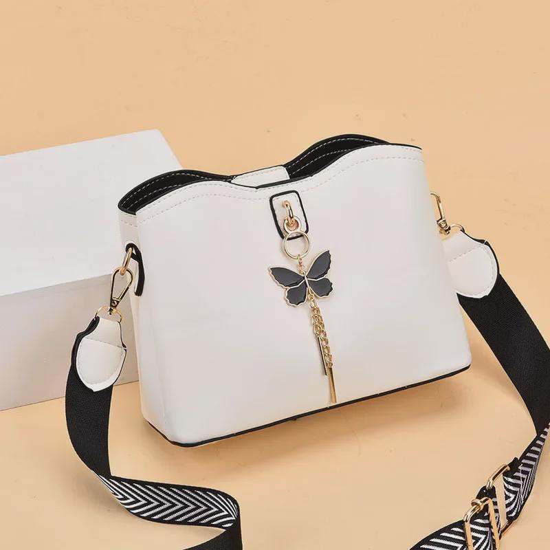 Women's 2026 Multi-Compartment Large Capacity Bucket Shoulder & Messenger Bag