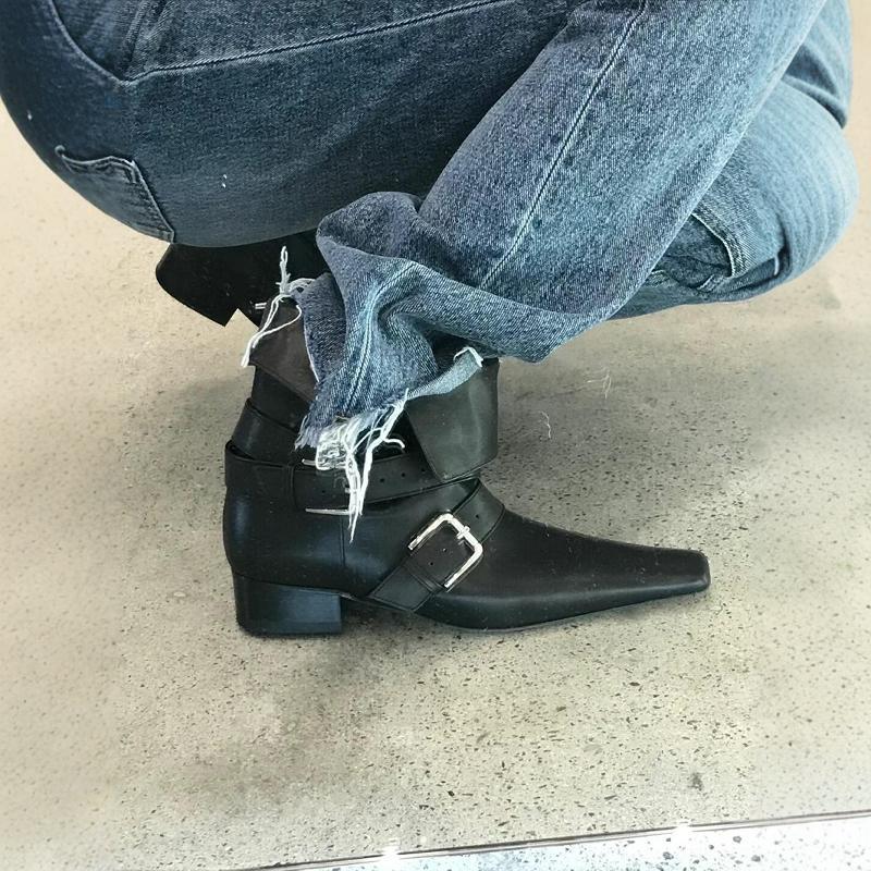 Rindsleder Koreanische Version von Ritterstiefeln Damen mittlerer Schaft eckige Spitze Revers Kurzstiefel Herbst und Winter neu Leder Martin Stiefel Damen Western